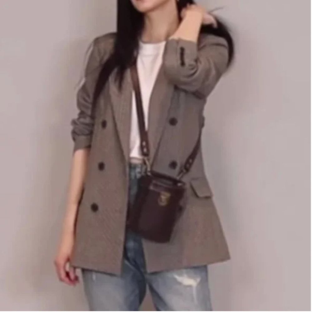 NWOT Aritzia Babaton Samuel blazer Sz 2